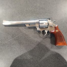 S&W model 629 8″ Inox calibre: 44 Rem Mag OCCASION