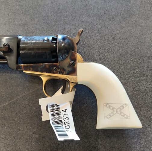 Revolver à Poudre Noire Pietta 1851 Navy Confederate Flag Grip  "YAN36FC" Cal.36 – Image 4