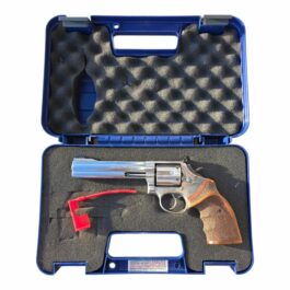 S&W model 686-4 6″ Inox calibre: 357 Mag OCCASION